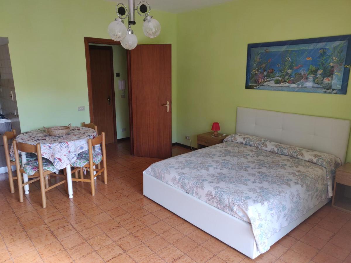 Residenza Il Poggio Apartamento San Bartolomeo Al Mare Exterior foto