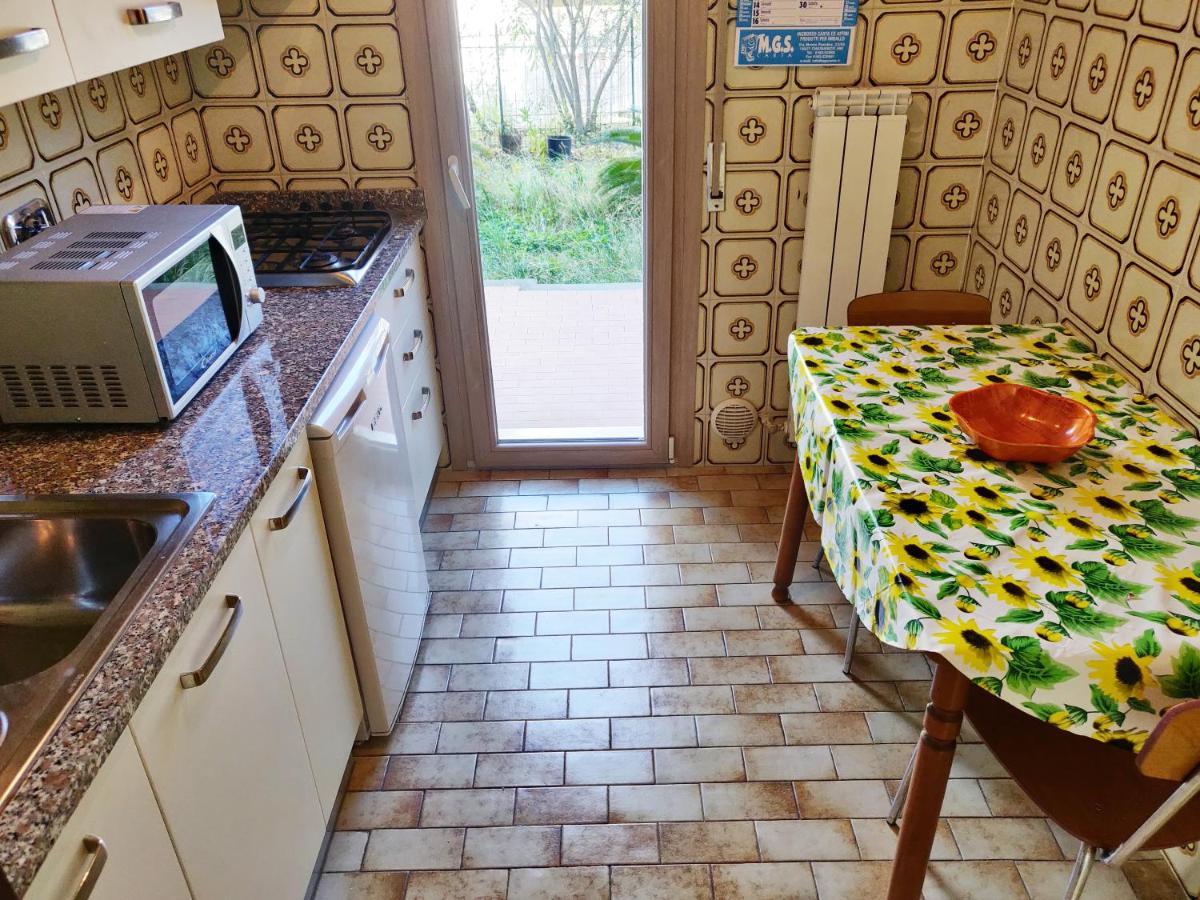 Residenza Il Poggio Apartamento San Bartolomeo Al Mare Exterior foto