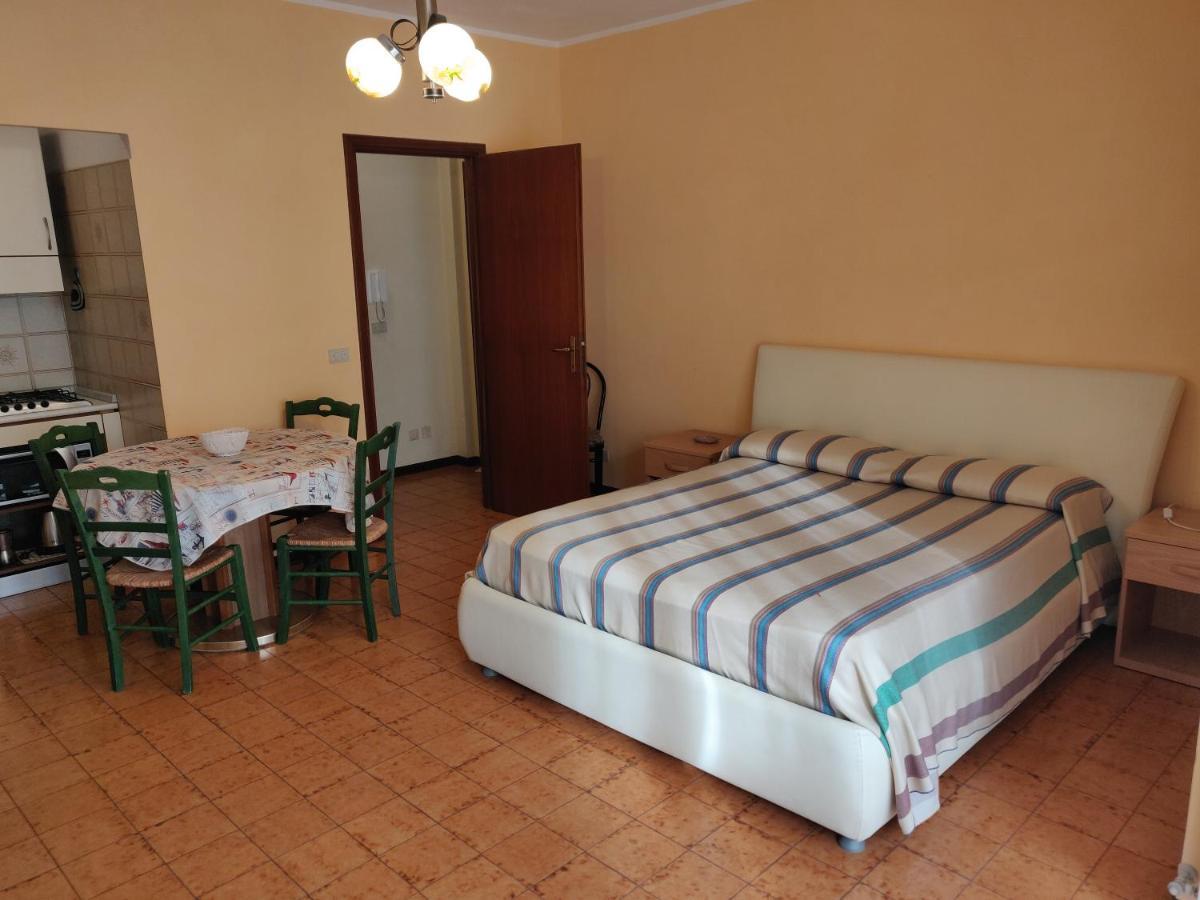 Residenza Il Poggio Apartamento San Bartolomeo Al Mare Exterior foto