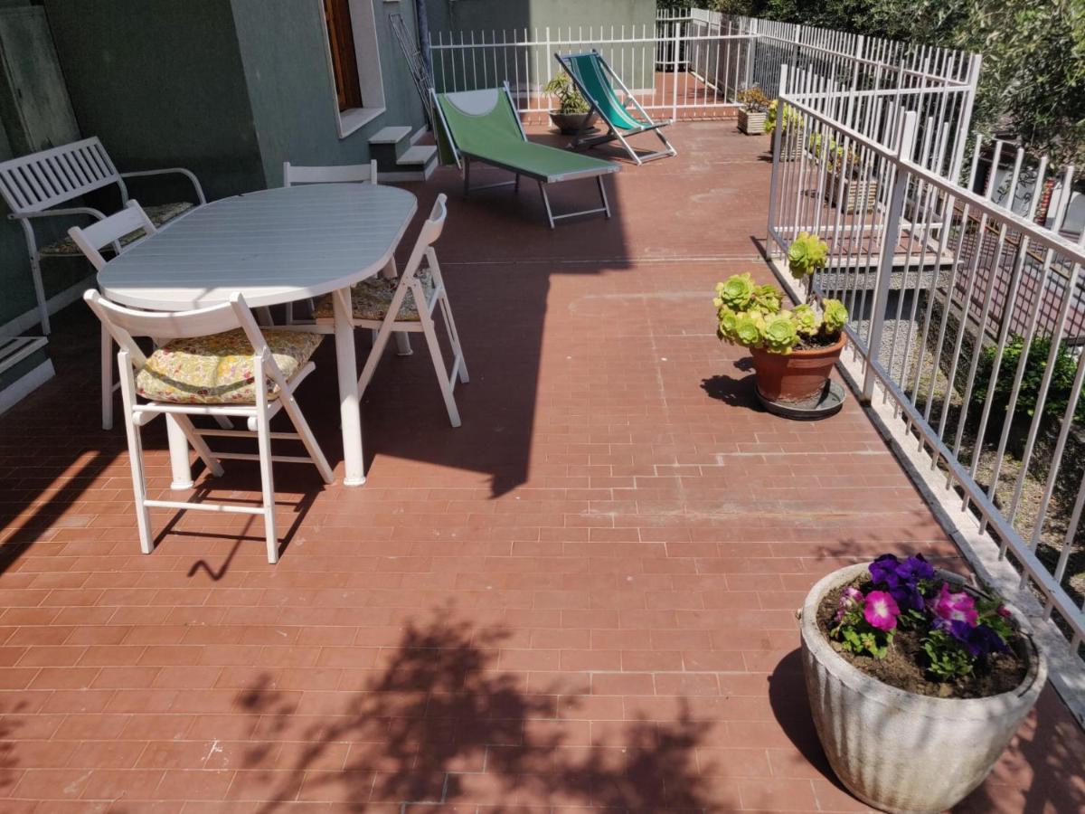 Residenza Il Poggio Apartamento San Bartolomeo Al Mare Exterior foto