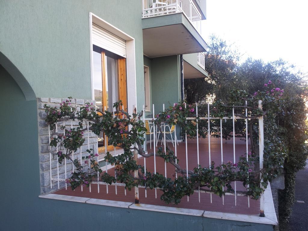 Residenza Il Poggio Apartamento San Bartolomeo Al Mare Quarto foto